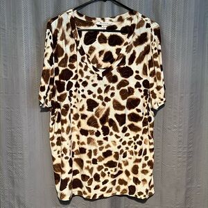 JM Collection V-Neck Top